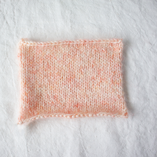 macio, white x white x pink