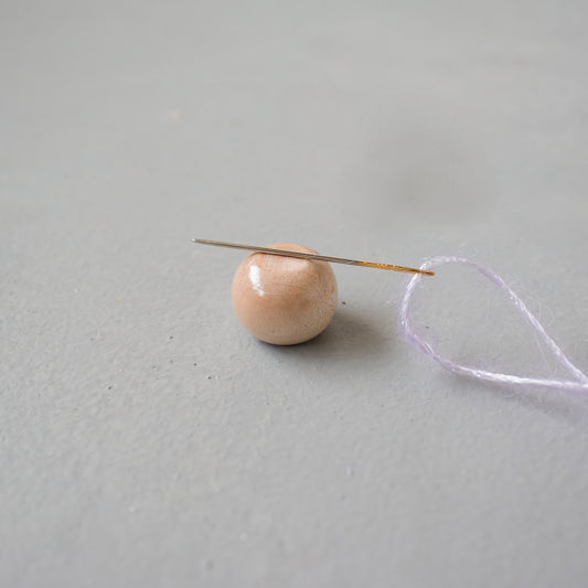 Seeknit Magnetic Needle Keeper Woodball 1 pcs